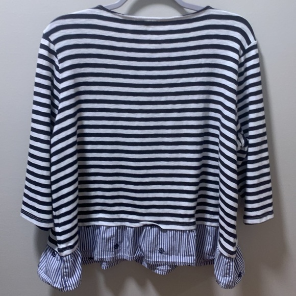 Navy and white striped top Talbots - Picture 4 of 5